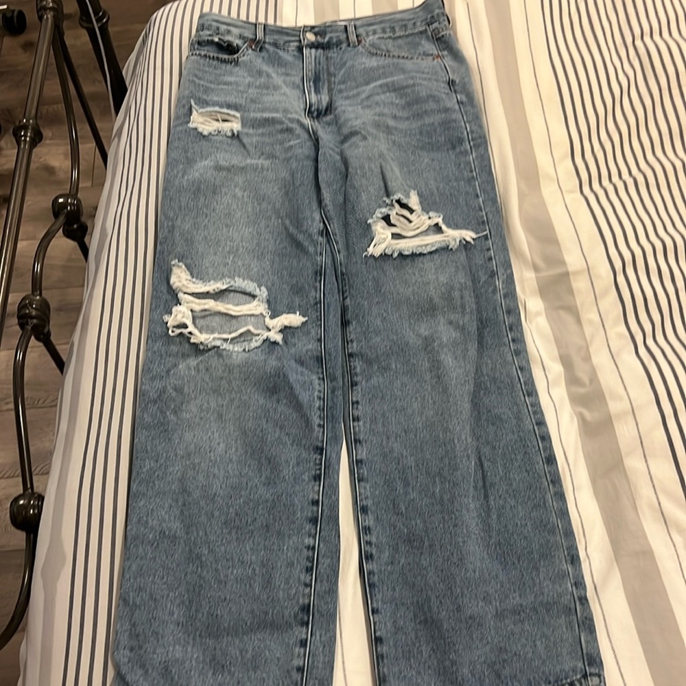 Tilly’s RSQ Baggy Ripped Jean
